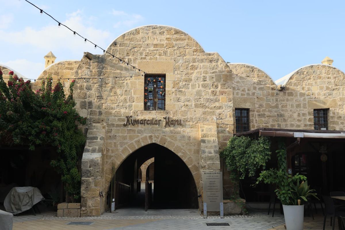 Nicosia - orașul împărțit în două