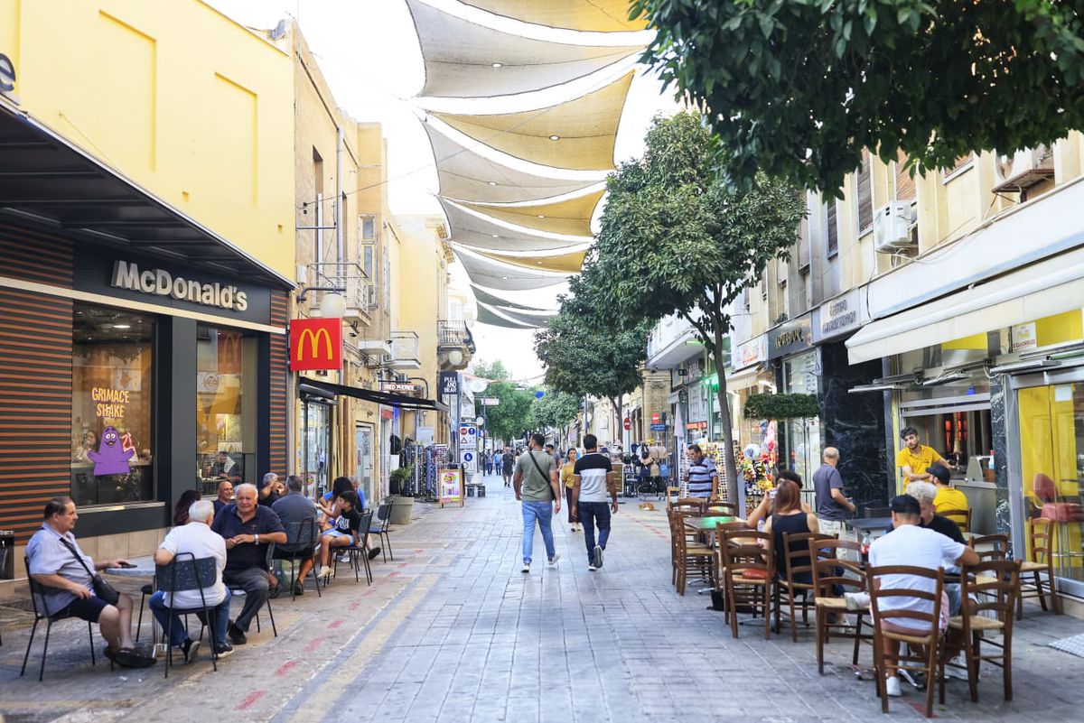 Nicosia - orașul împărțit în două