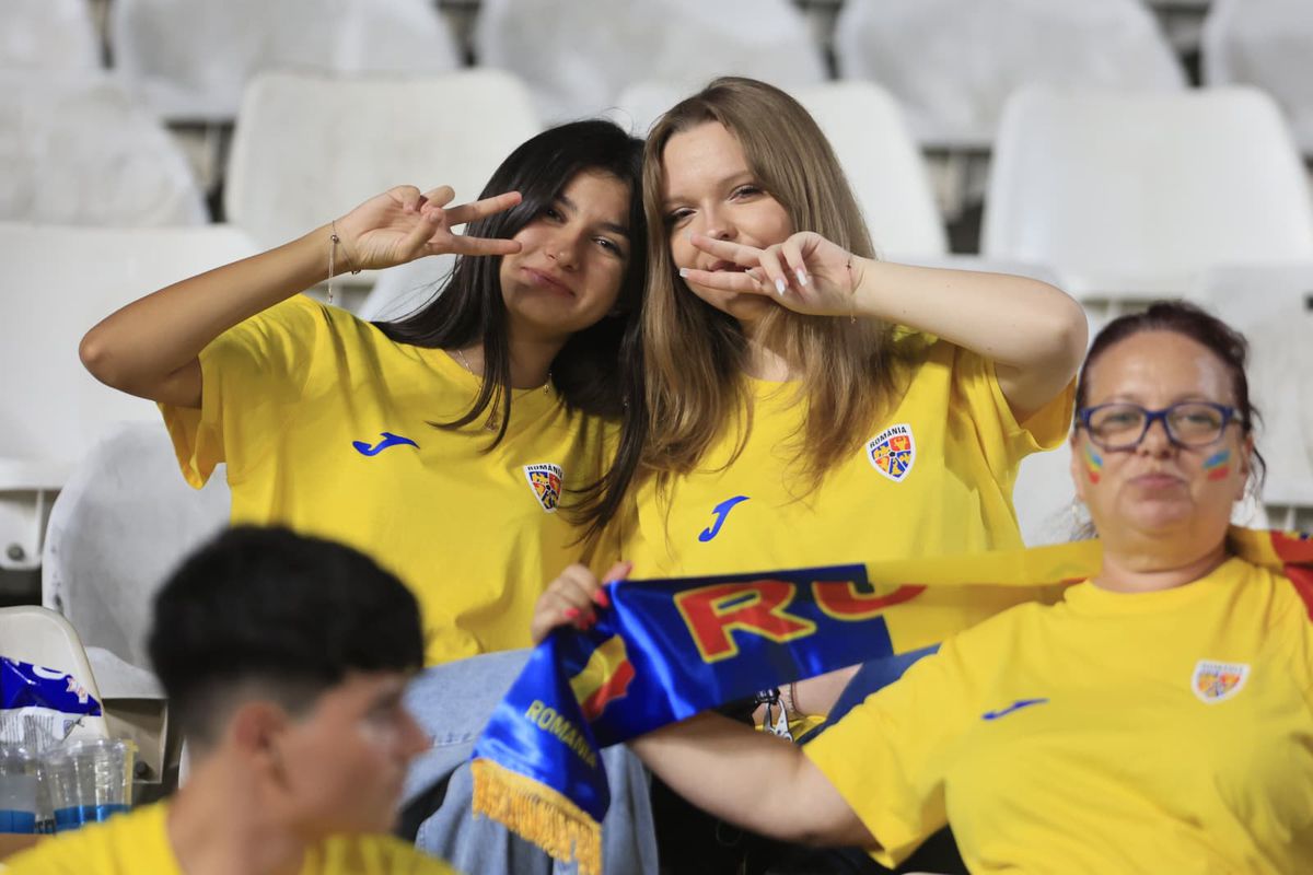 Ioan Niculae și alte cadre înainte de Cipru - România