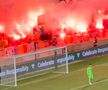 Ultrașii României au aprins din nou torțe pe stadion. Ce urmează