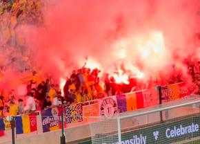 Ultrașii României au aprins din nou torțe pe stadion. Ce urmează