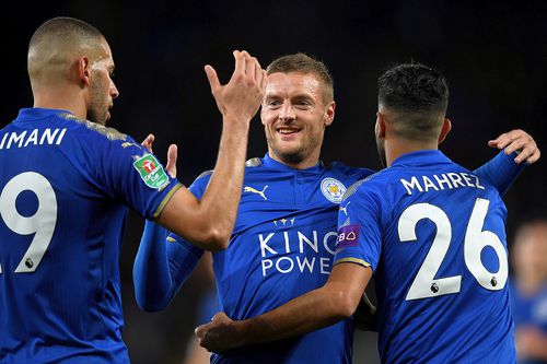 Slimani, în 2017, alături de Jamie Vardy și Riyad Mahrez // foto: Guliver/gettyimages