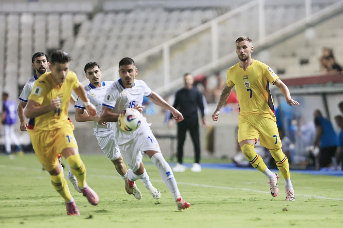 Dezvăluiri incredibile din interiorul echipei naționale: „Debandadă totală! Vin frizerii în cantonament, caterincă, maimuțăreală”