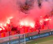 Ultrașii României au aprins din nou torțe pe stadion. Ce urmează