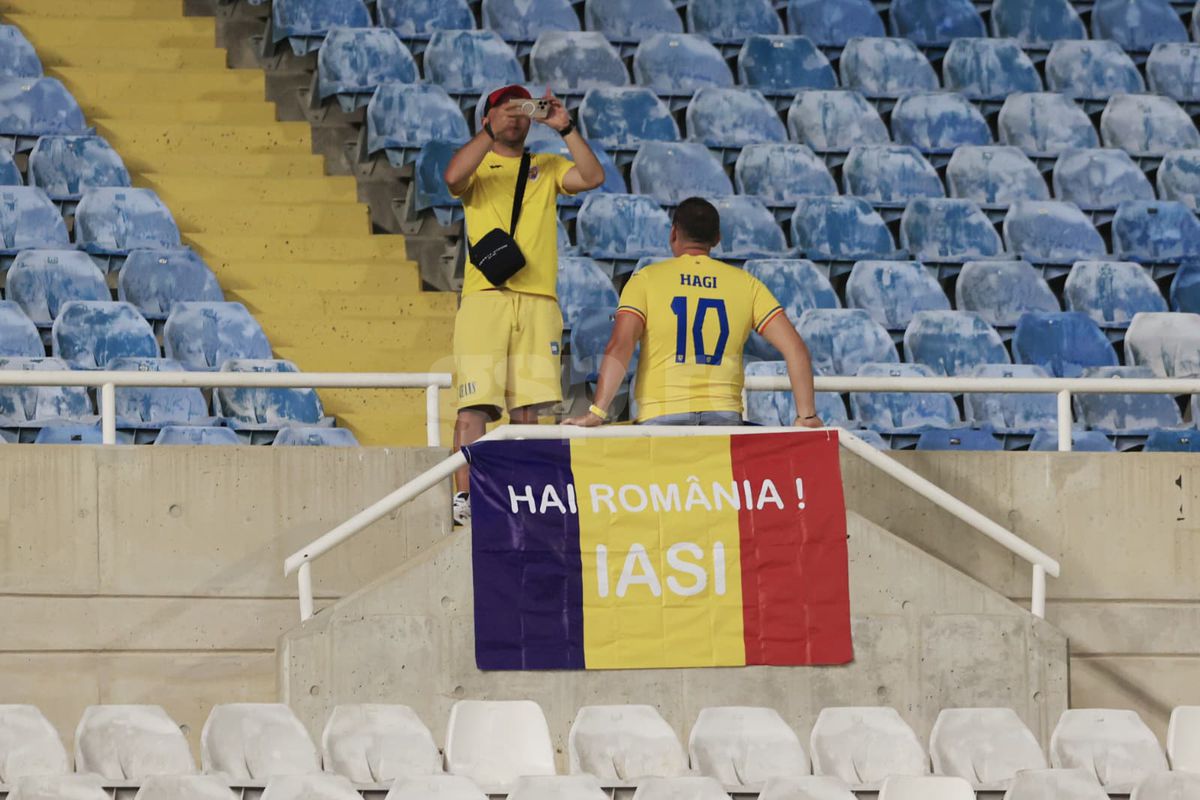 Ioan Niculae și alte cadre înainte de Cipru - România