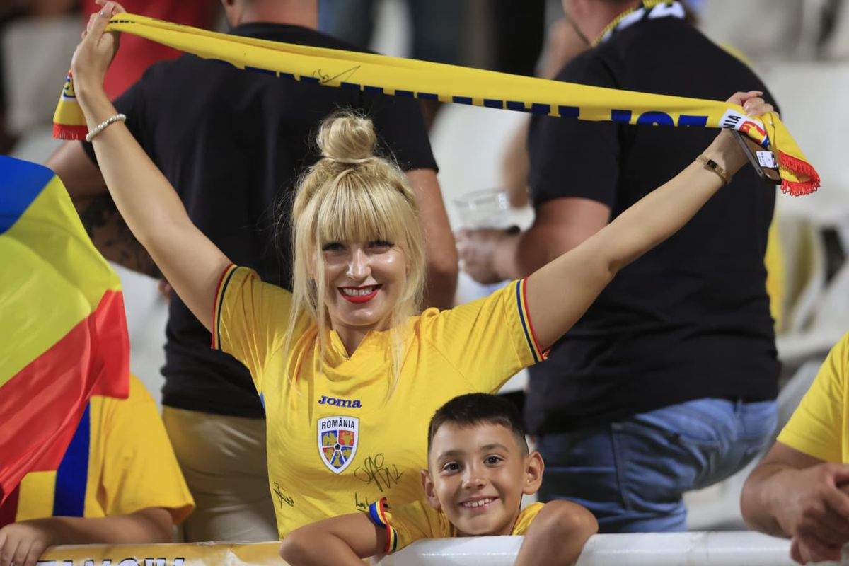 Ioan Niculae și alte cadre înainte de Cipru - România