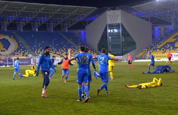 ROMÂNIA U21 - UCRAINA U21 // Ne duelăm cu 7 campioni mondiali » Noua generație a lui Mirel Rădoi vrea răzbunare