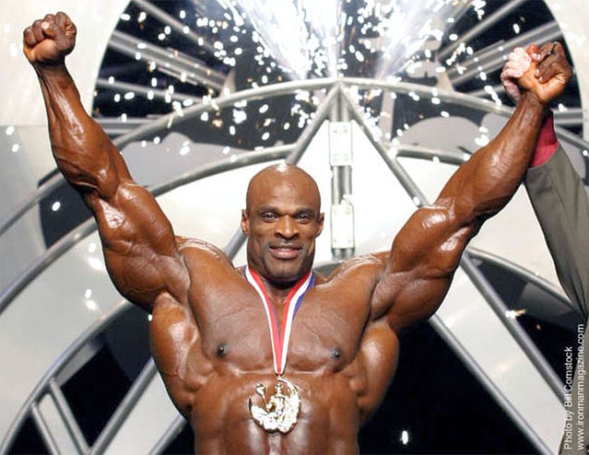 GALERIE FOTO Florentin Corbeanu e „Ronnie Coleman de România” » Polițist oltean, campion național de culturism la 49 de ani!
