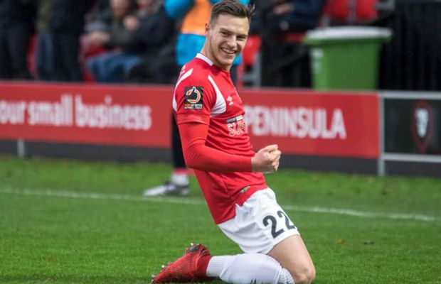 VIDEO Dennis Politic, românul din League One, dorit de Aston Villa, formație din Premier League