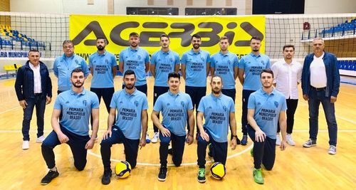 Brașovul va fi reprezentat în prima ligă a voleiului masculin românesc, după o lungă pauză. Începând cu sezonul 2020-2021, Clubul Sportiv Universitar va evolua în Divizia A.