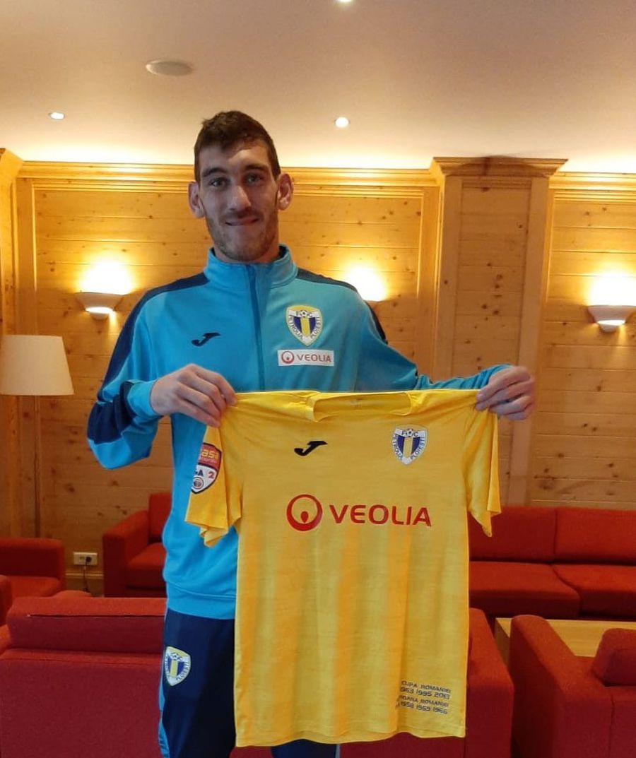 Petrolul continuă achizițiile pentru promovarea în Liga 1! Tocmai a transferat cel mai valoros fotbalist din lot