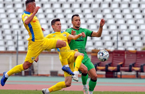 Dinamo, victorie dramatică în amicalul cu Petrolul » Cine a marcat + Rednic a schimbat sistemul