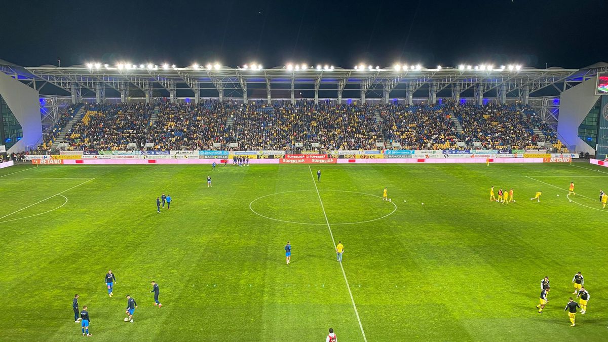 Război în lumea ultrașilor din România! Galeria Petrolului a scandat: „Sifoanelor, sifoanelor!” » Oamenii lui Mustață ar fi încălcat o regulă nescrisă