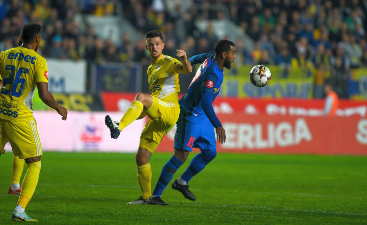 Dumitru Dragomir „îl scutură” pe fotbalistul de la FCSB: „Să se lase, dacă nu face față presiunii!”
