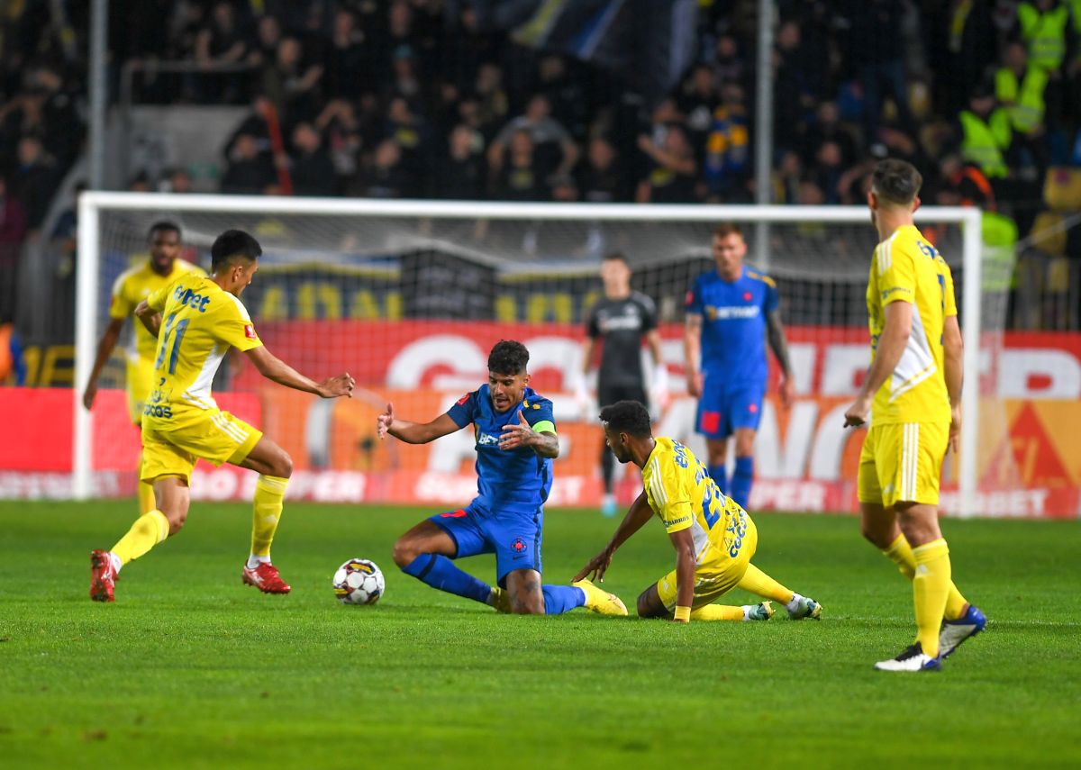 Henț evident, în careu, la Dawa, în Petrolul - FCSB » De ce nu a dictat penalty Horațiu Feșnic