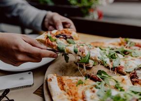 Cuptoarele de pizza, echipamente HoReCa neobosite în restaurante și patiserii