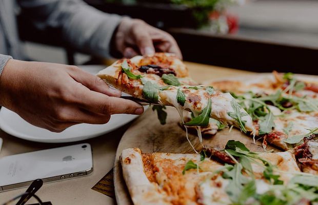 Cuptoarele de pizza, echipamente HoReCa neobosite în restaurante și patiserii