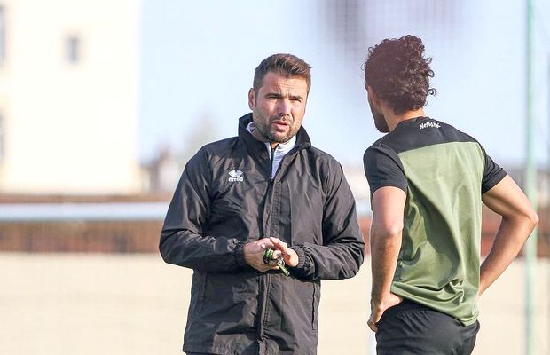 Adrian Mutu, criticat din nou în presa din Azerbaidjan: „Nimeni n-a vorbit așa agresiv despre Neftchi. De fiecare dată când pierde dă vina pe altcineva!”