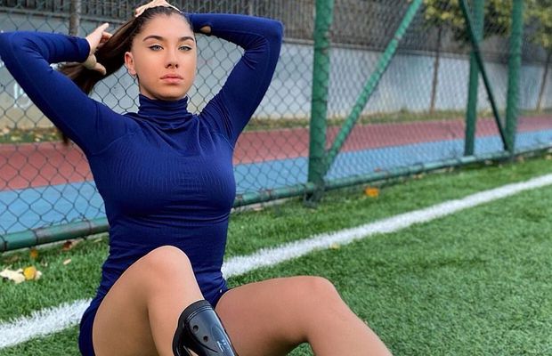 Arbitră de 24 de ani, protagonista unui „sex tape” cu un observator UEFA de 61 de ani din Turcia! » Înregistrarea interzisă minorilor, distribuită pe rețelele de socializare