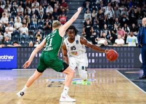 U-BT Cluj-Napoca - Valencia Basket » 5 puncte avans pentru clujeni în al treilea sfert