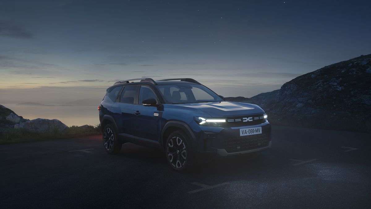 DACIA LANSEAZĂ NOUL MODEL BIGSTER