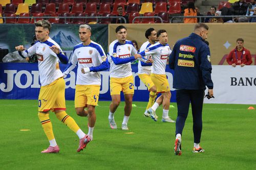 Iani Hagi, Cristi Manea, Lisav Eissat și Olimpiu Morațan înainte de România - Moldova / Foto: Ionuț Iordache (GSP)