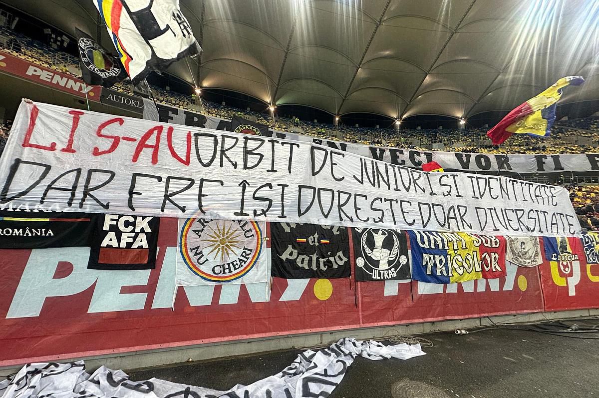 „NU!” » Lisav Eissat, contestat din peluză la debutul sub „tricolor”