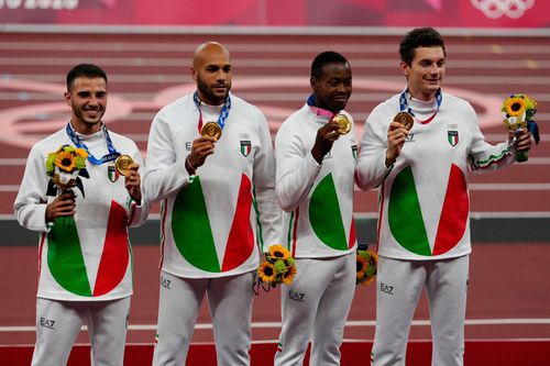 Lorenzo Patta, Lamont Marcell Jacobs, Eseosa Desalu și Filippo Tortu, membrii ștafetei Italiei, campioană olimpică la 4x100 m în 2020 Foto: Imago Images