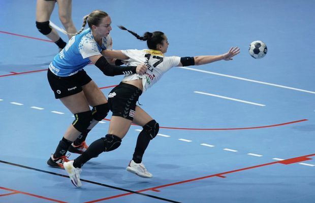 CSM București, victorie chinuită în derby-ul etapei a 5-a, după un final incredibil de meci cu trupa lui Florentin Pera