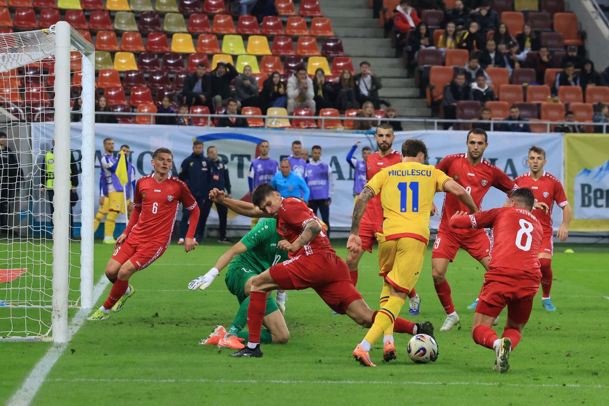 Mircea Lucescu a certat un jucător: „I-am zis la pauză că a greșit” + Are și doi remarcați: „M-a convins Eissat”