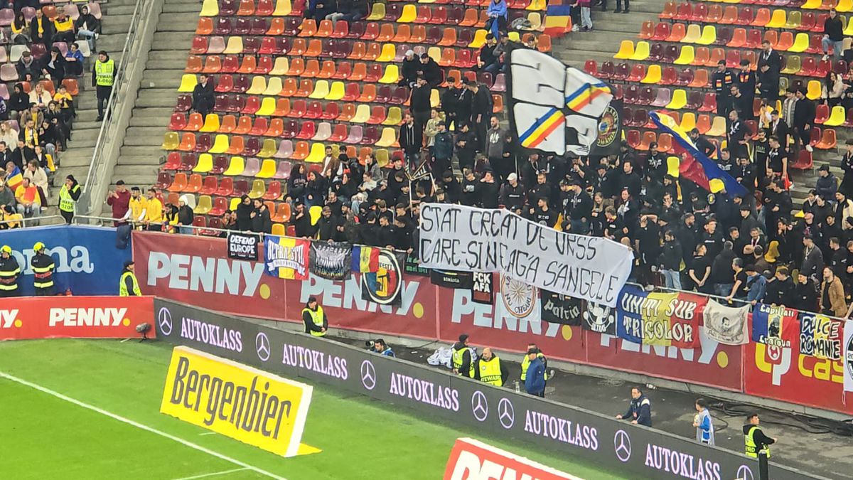 Galeriile s-au războit prin mesaje în Dinamo - Rapid » „Câinii” le-au luat fața giuleștenilor