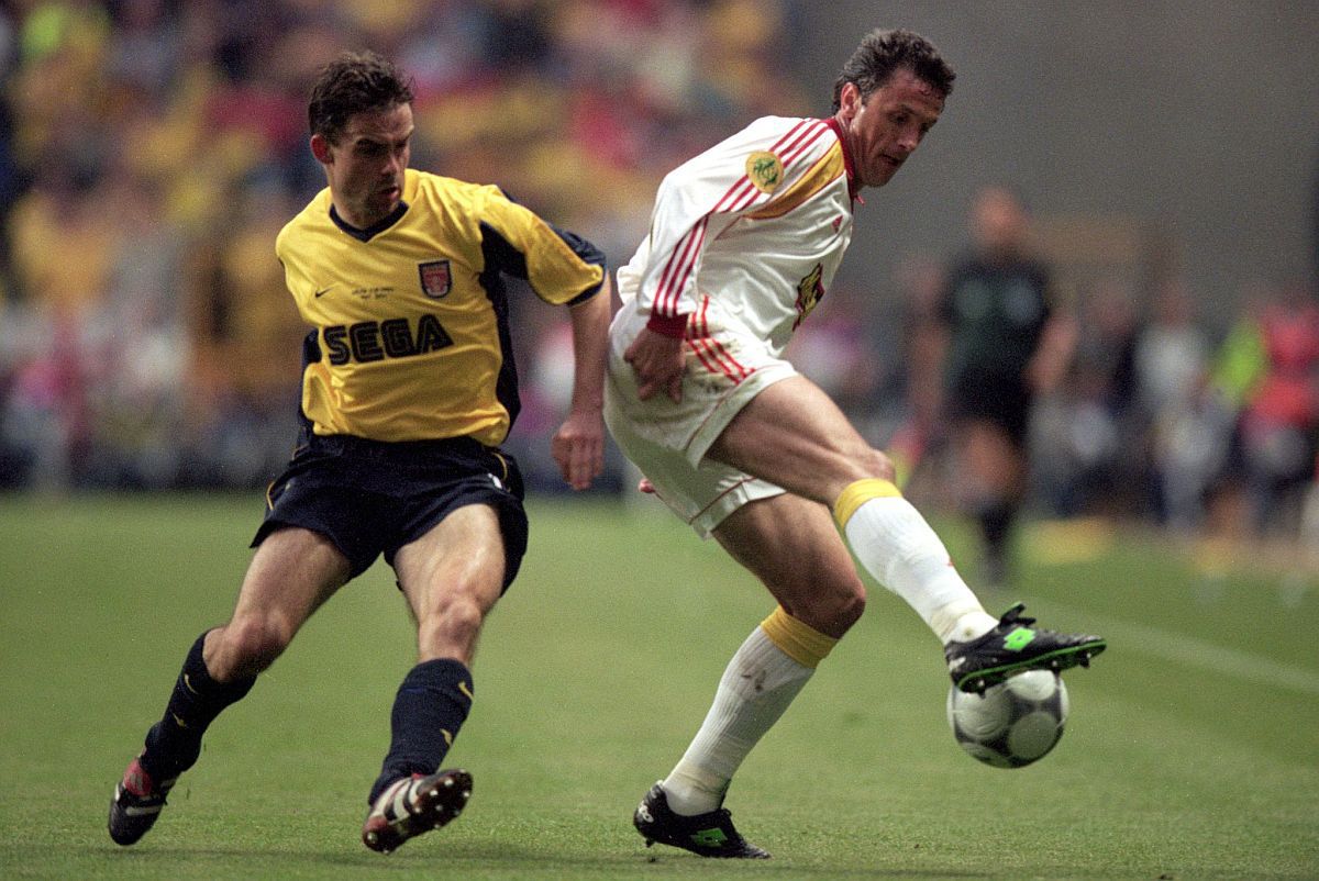 3 momente incredibile cu marele Gică Popescu, de ziua lui » Vândut pe două mașini de spălat, lider la Barcelona, a „pățit-o” cu Guardiola și Cruyff: „Aveți 10 minute, hotărâți-vă!”