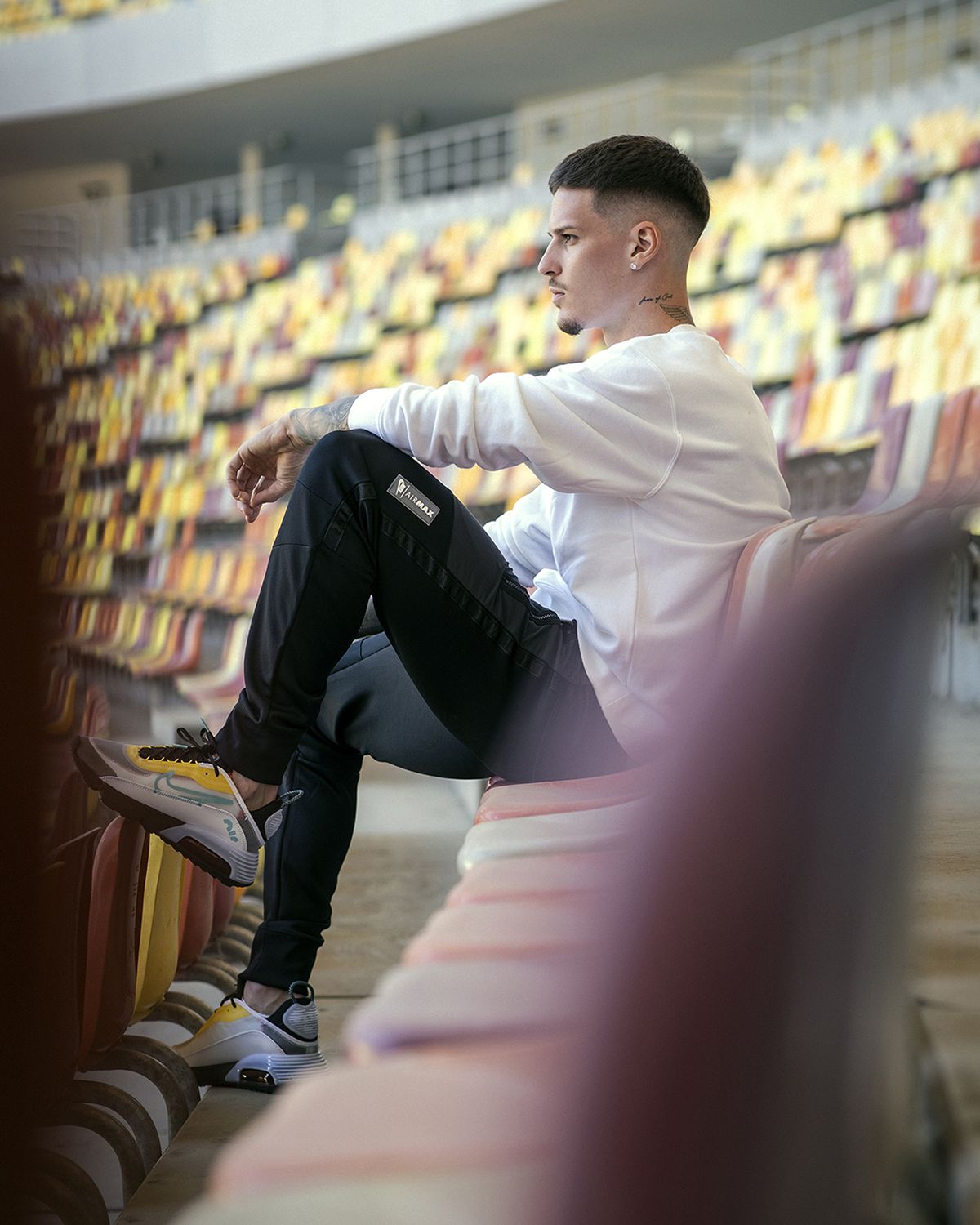 Dennis Man te încurajează să rămâi în formă si pregătit în campania Nike, Back To Sport!