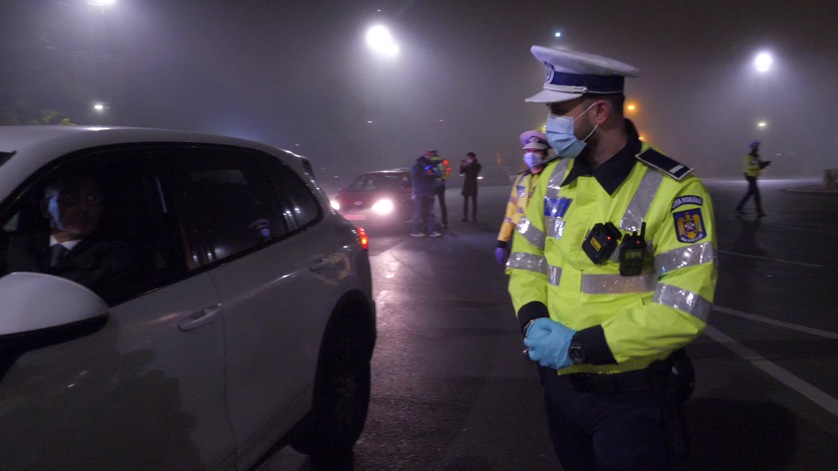 VIDEO + FOTO Ilie Dumitrescu, oprit de Poliție în București! Ce s-a întâmplat cu fostul internațional