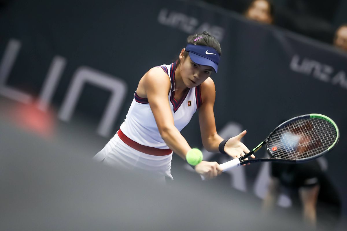 Emma Răducanu - Xinyu Wang, optimi WTA Linz // FOTO: Imago