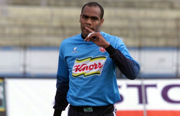 Au trecut 21 de ani, dar Fouhami nu a uitat de Dinamo » Fostul portar, șocat de problemele „câinilor”: „Când văd că joacă pe același stadion...”