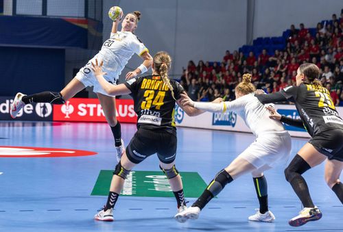 România a învins-o pe Macedonia de Nord, scor 31-23, și s-a calificat în grupa principală II a Campionatului European de handbal feminin. „Tricolorele” vor mai juca cel puțin trei meciuri la actuala ediție.