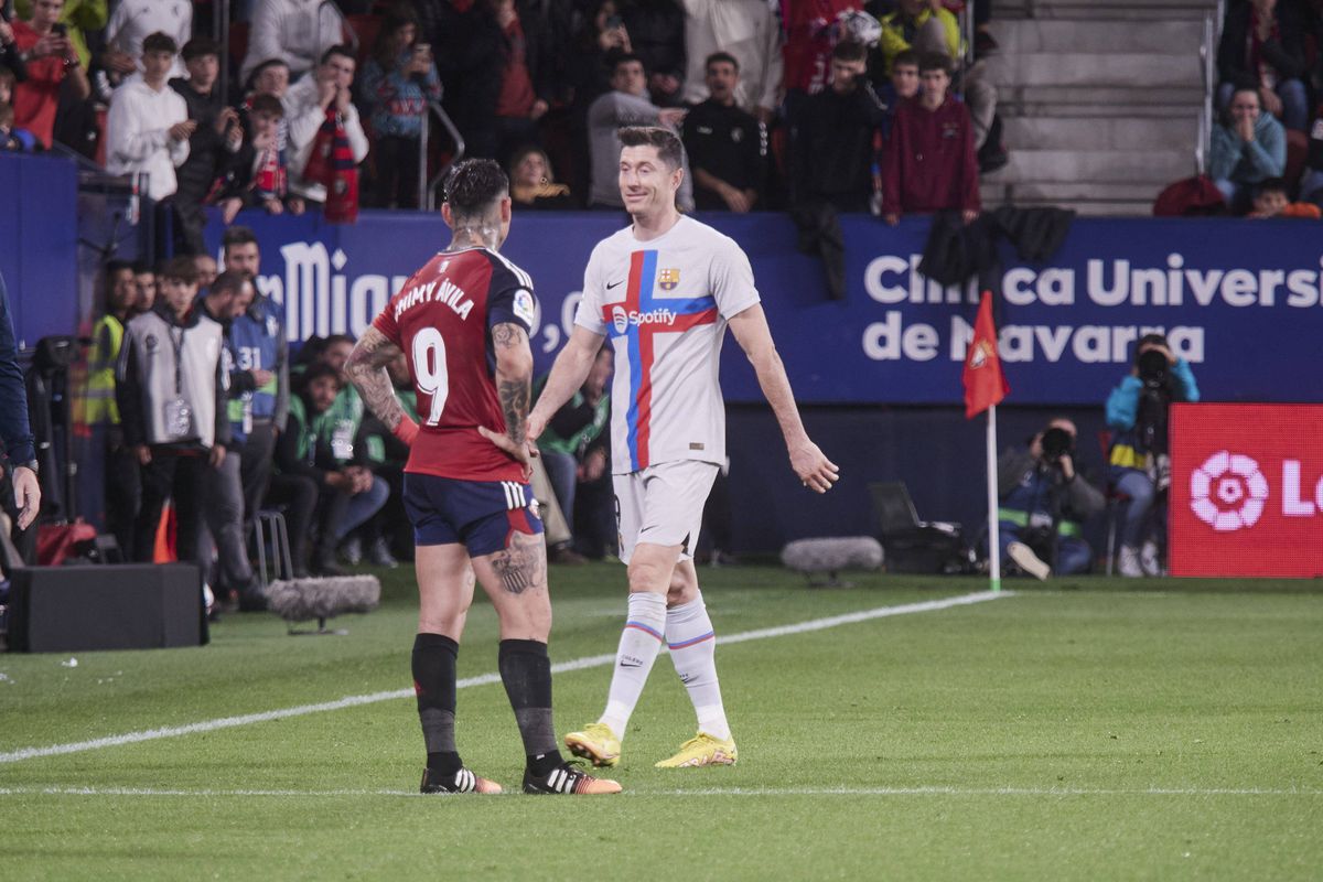 Gerard Pique se apără după ce a fost acuzat că l-a jignit pe arbitru » Ce susține că s-ar fi întâmplat, de fapt, la vestiare