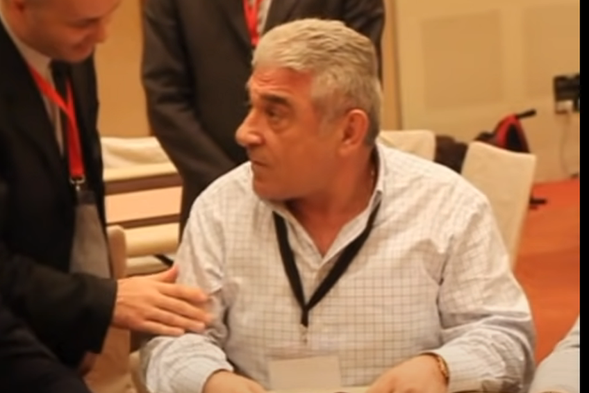 Fostul președinte al Asociației Cazinourilor din România, Sorin Constantinescu, a povestit, printre altele, la GSP Live cum a ajuns fostul impresar Giovanni Becali să facă o criză de nervi la un turneu de poker din Capitală
