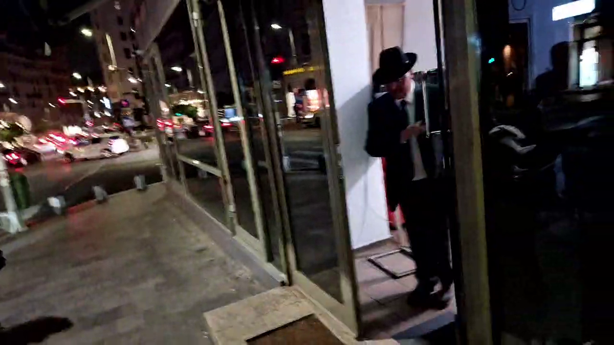 Dumitru Dragomir, conflict violent pe stradă cu protestatarul „Ceaușescu”