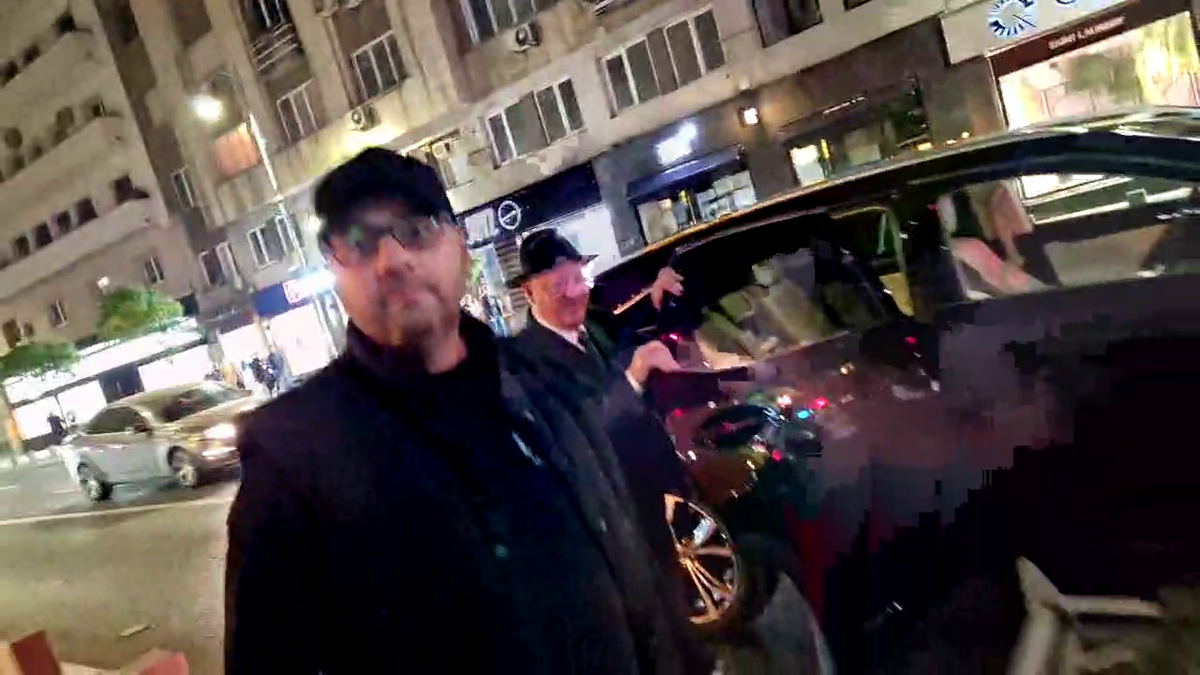 Dumitru Dragomir, conflict violent pe stradă cu protestatarul „Ceaușescu”