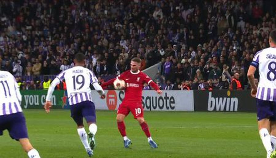 Meci haotic în Europa League » Liverpool a pierdut dramatic: gol anulat în 90+9!