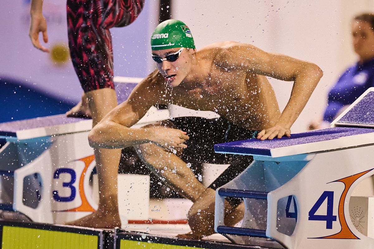 FOTO David Popovici, primul loc în finala de la 100m liber la Campionatele Naționale în bazin scurt