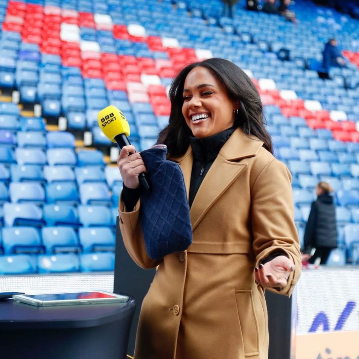 Prezentatoarea TV a confirmat că are o idilă cu celebra artistă: au fost surprinse când se sărutau