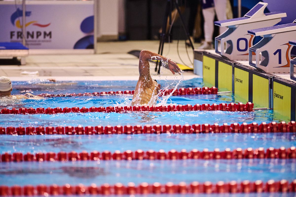 David Popovici, primul loc în finala de la 100 m liber la Campionatele Naționale în bazin scurt. E din nou campion național!