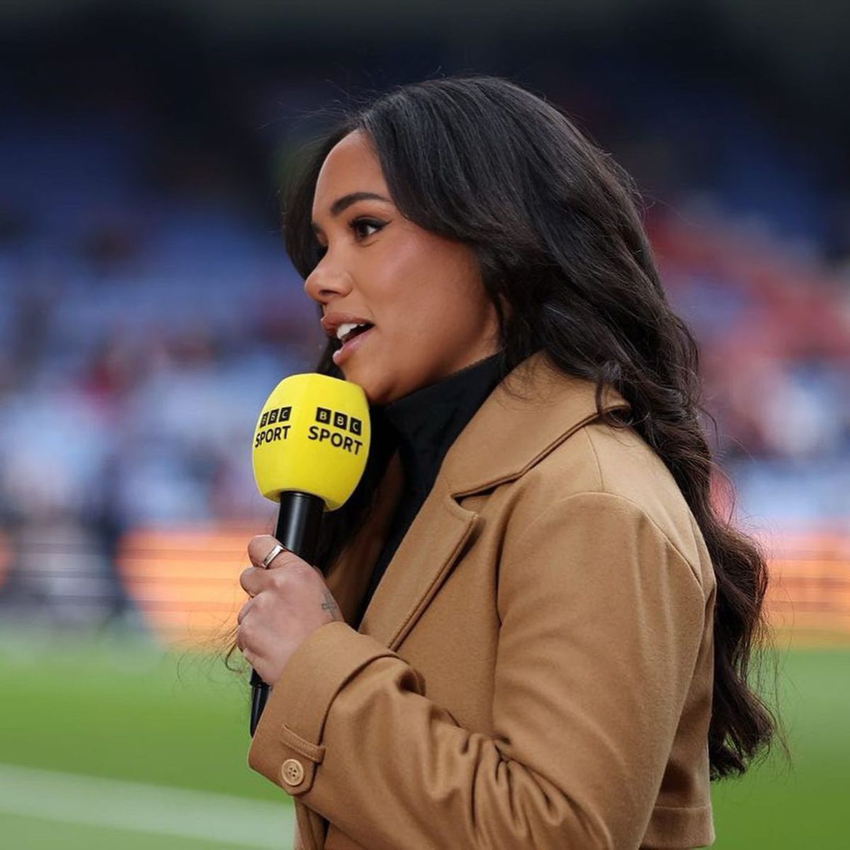 Alex Scott, fostă jucătoare în Premier League, are o relație cu artista Jess Glynne. Foto: Instagram
