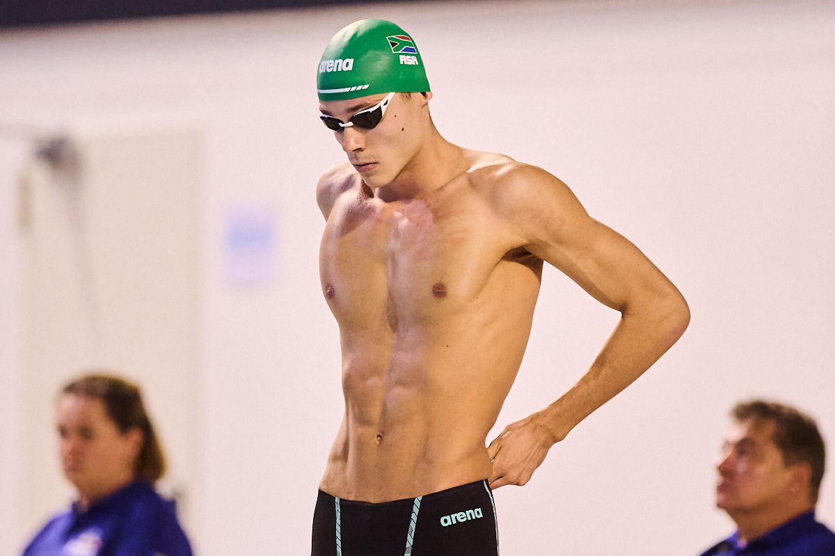 FOTO David Popovici, primul loc în finala de la 100m liber la Campionatele Naționale în bazin scurt