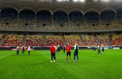 Antrenorul pretendentei la titlul din Superligă, băgat în ședință de conducere: „Nu putem fi fericiți!”