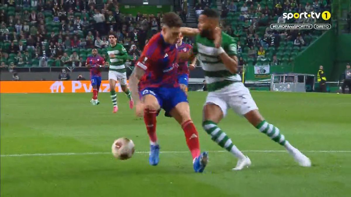 FOTO Bogdan Racovițan, eliminat în Sporting - Rakow