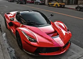 Noul bolid de lux produs de Ferrari în colecția lui Țiriac costă 4 milioane de euro » Mașina a fost creată în 499 de exemplare
